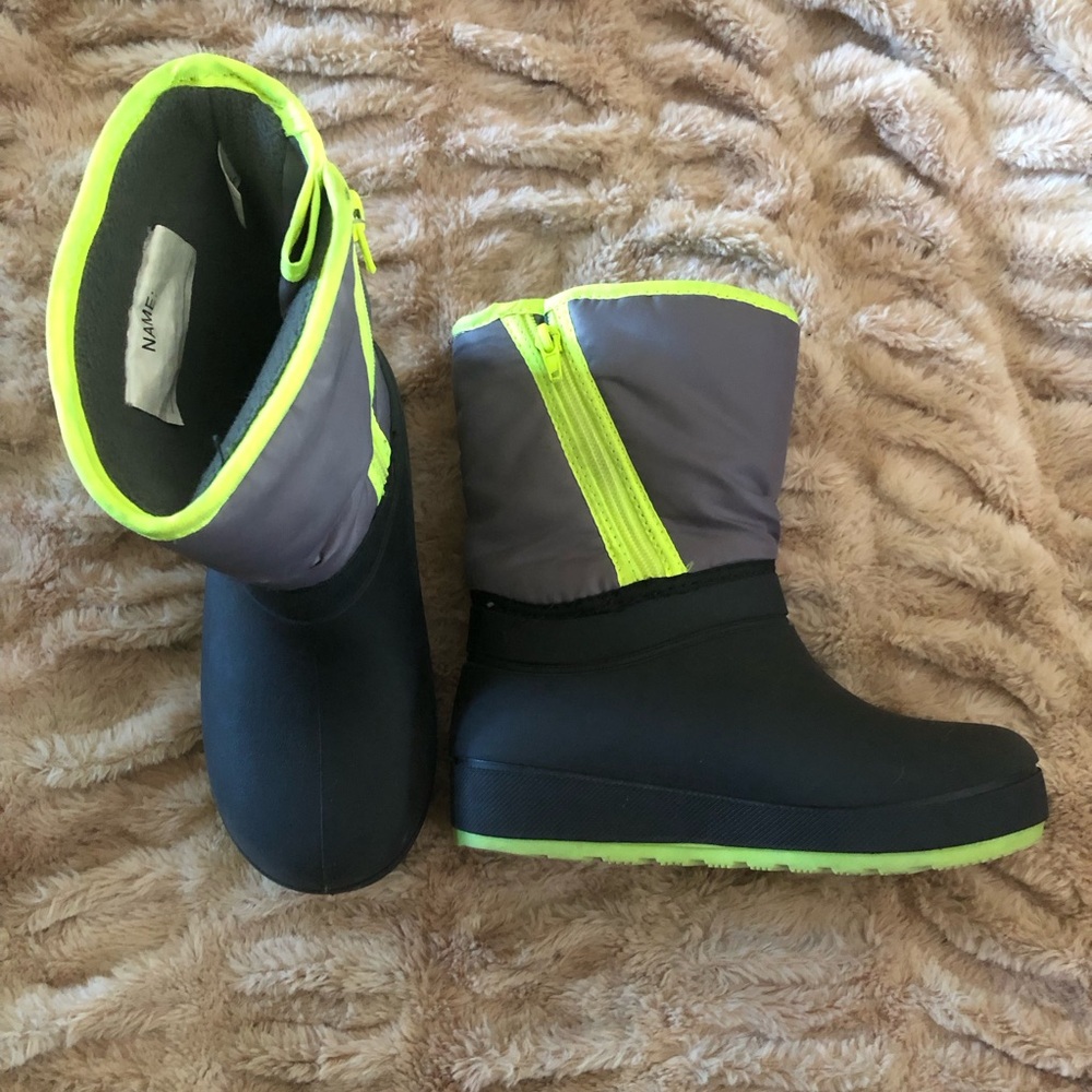 wonder nation boys Gray & Neon Yellow winter snow Boots